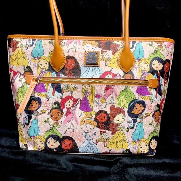 2022 Disney Parks Dooney & Bourke Animators Multi Princess Tote Bag (B) - NWT - Picture 2 of 8